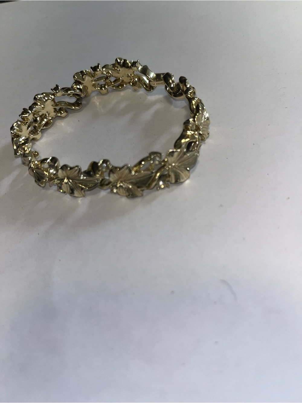 7 inch Gold Floral Link Bracelet - Women Jewelry